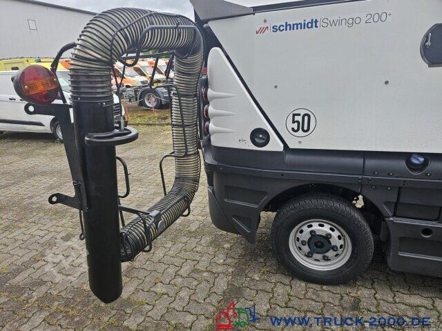 Kehrmaschine Schmidt Swingo 200+ 3Besensystem HDReiniger Laubschlauch