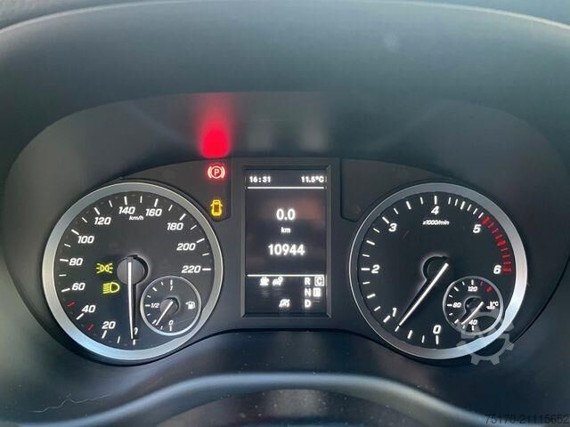 Minibus Mercedes-Benz Vito 116 CDI Tourer 2xKlima Kamera LED