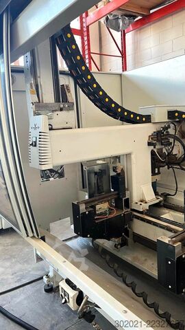 4-assige CNC verticale bewerkingscentrum Fom Industrie DALI 40