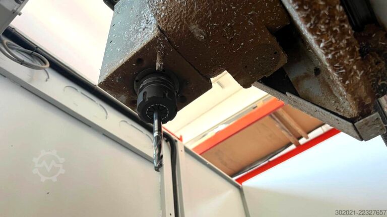 4-assige CNC verticale bewerkingscentrum Fom Industrie DALI 40