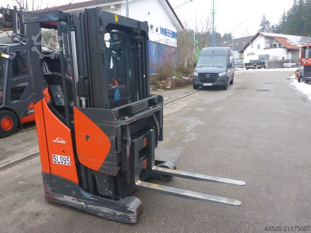 Reach truck Linde R14X