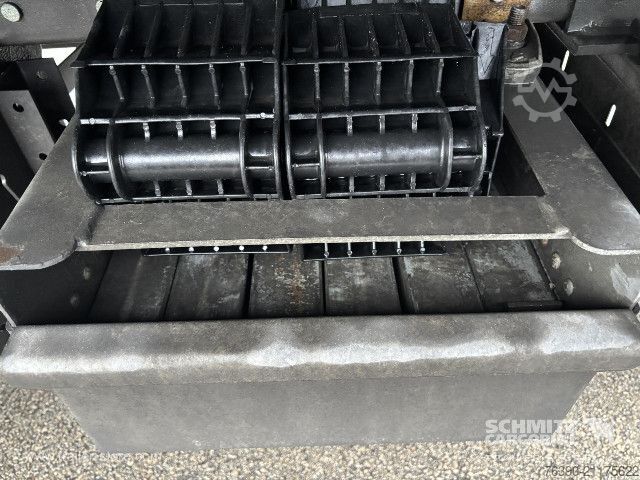 Nyitott ponyvás félpótkocsi Schmitz Cargobull Semitrailer Curtainsider Standard