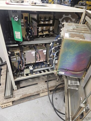 Industrial robot Yaskawa Motoman YR-HP20-B10 6-axis robot with NX100 controller