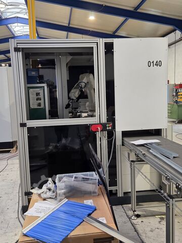 Robot industrial KUKA KR10 Agilus R1100/2 KRC4