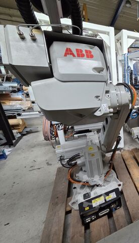 Robot przemysłowy ABB IRB 2600