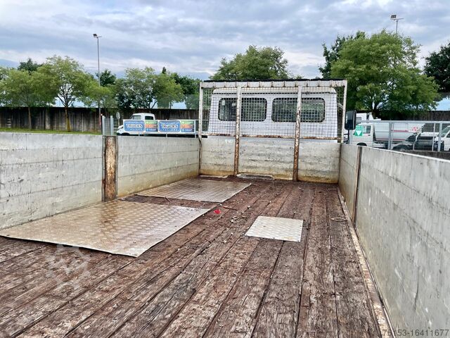 Kamyonet Mercedes-Benz VARIO 815D