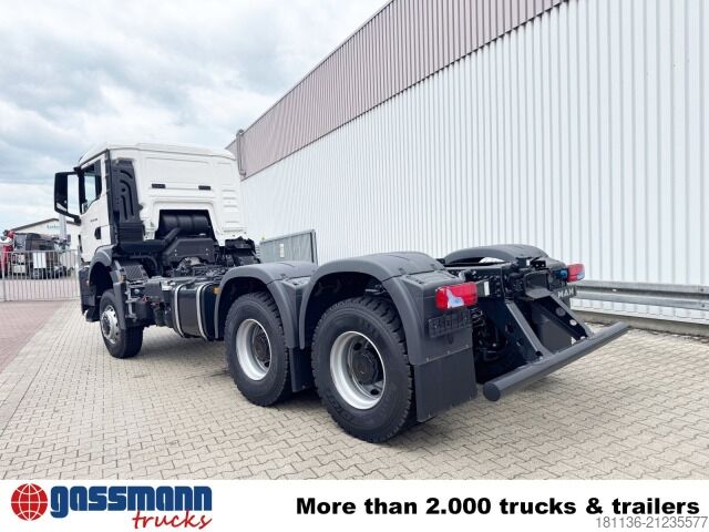 Special purpose truck MAN TGS 33.480 6x6 BB CH, Hohe Bauart, Stahlmulde ca.