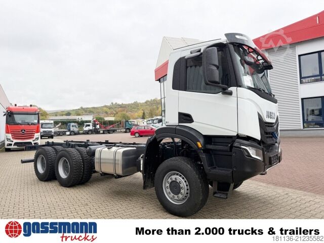 Special purpose truck Iveco T-Way 360 6x6, Mulde ca. 11m³, 3x VORHANDEN!