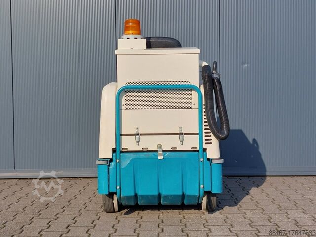 σάρωθρο Tennant 6100