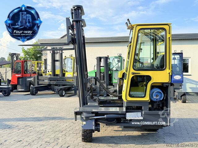 Carrello elevatore a 4 direzioni Combilift C3000XL GAS DUPLEX 4550 FORK POSITIONER