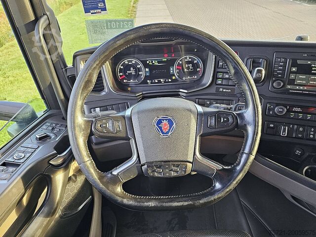 Standardni SZM SCANIA R500 6X2/4 RET. LED