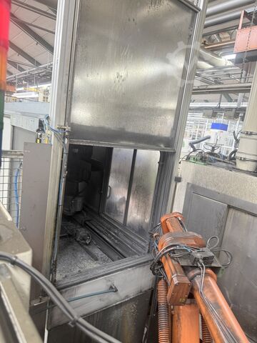 Robot cell ABB S4C + M 2000