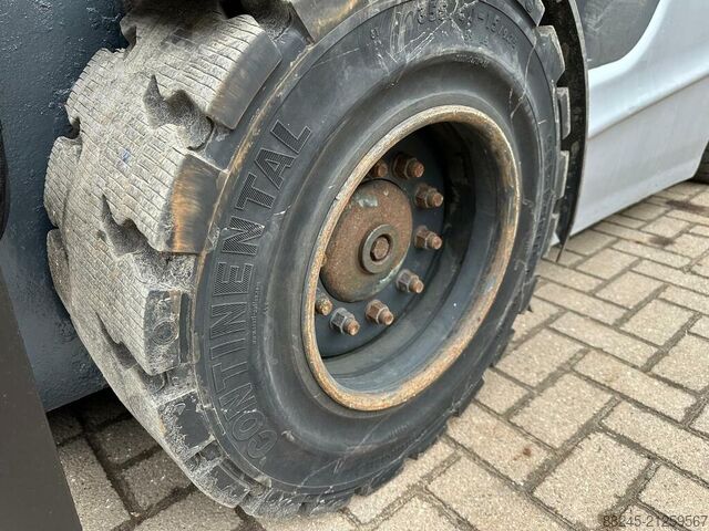 VS-22664 Electric triplex forklift Still RX60-50 STILL RX60-50