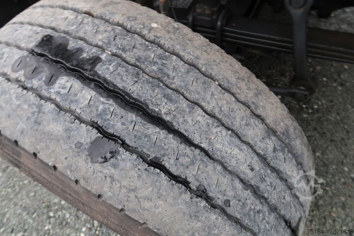 Ciężarówka wywrotka Mercedes-Benz 3245 8x4 Unfall