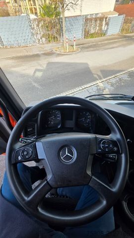 Jumbo-Lkw MERCEDES-BENZ Antos 1830 Jumbozug Durchlader Standort Schweiz