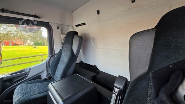 Jumbo-Lkw MERCEDES-BENZ Antos 1830 Jumbozug Durchlader Standort Schweiz