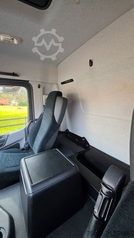 Jumbo-Lkw MERCEDES-BENZ Antos 1830 Jumbozug Durchlader Standort Schweiz