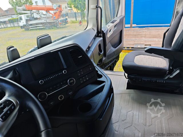 Τυπική μονάδα τράκτορα FORD F-MAX LUX LED, Intarder, Standklima, RDKS, Voll