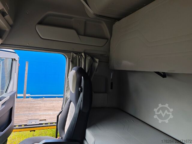 Τυπική μονάδα τράκτορα FORD F-MAX LUX LED, Intarder, Standklima, RDKS, Voll