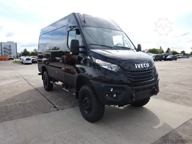 Hög tak skåpbil IVECO Daily Kasten 55S 18HA8 V WX 4x4