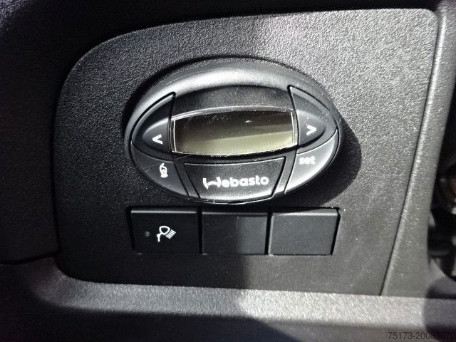 Hög tak skåpbil IVECO Daily Kasten 55S 18HA8 V WX 4x4