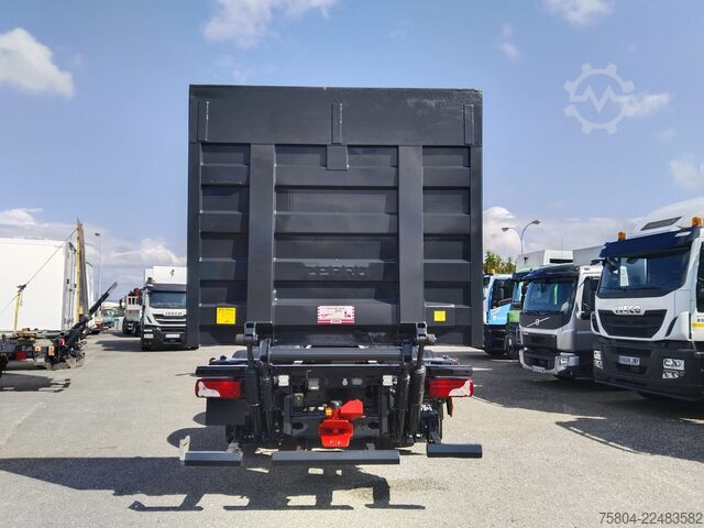 Vrachtwagenchassis SCANIA P 500