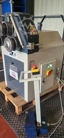 Curvadora de tubos Sahinler PK 35