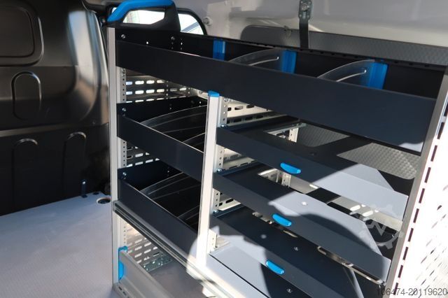 Panel van RENAULT Kangoo Rapid Maxi erst 33 tkm # AHK # Navi