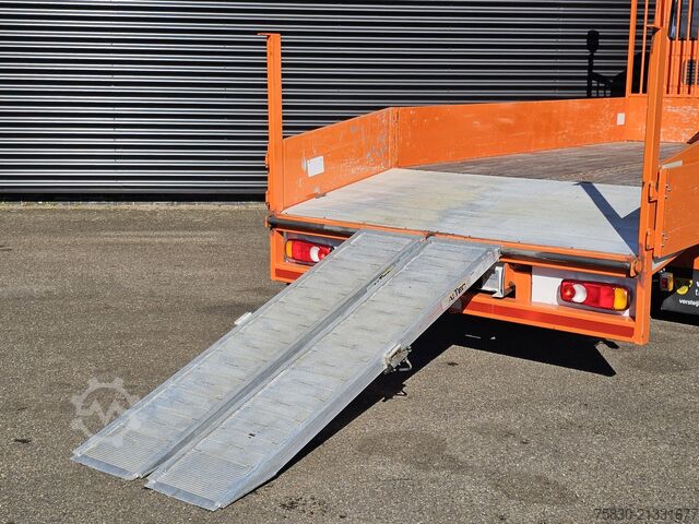 Bergingsvoertuig Iveco 8-160L OPRIJ / MACHINE TRANSPORT