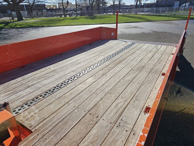 Bergingsvoertuig Iveco 8-160L OPRIJ / MACHINE TRANSPORT