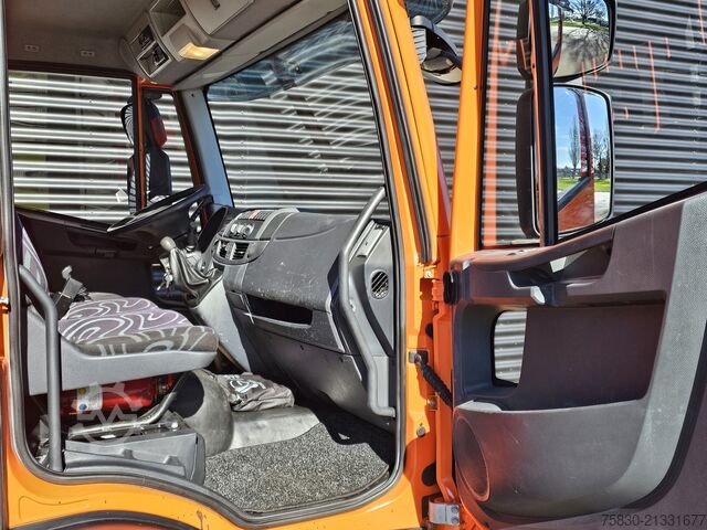 Bergingsvoertuig Iveco 8-160L OPRIJ / MACHINE TRANSPORT