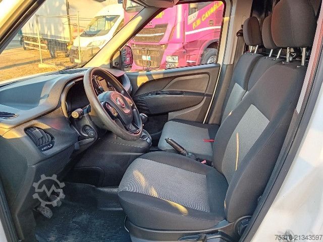 Furgoneta Fiat DOBLO