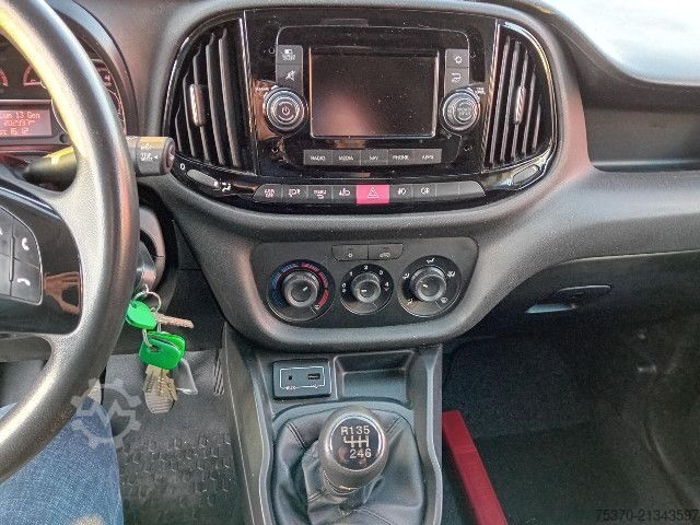 Furgoneta Fiat DOBLO