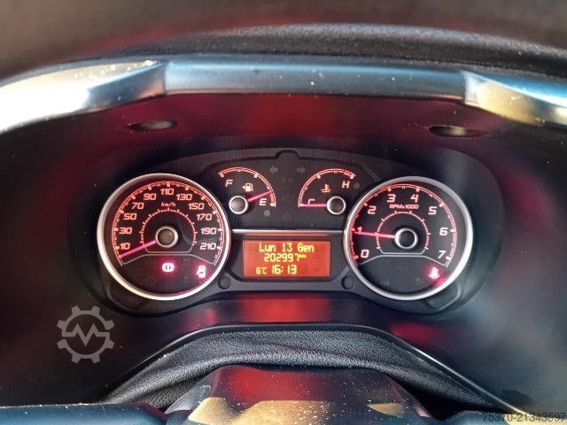 Furgoneta Fiat DOBLO