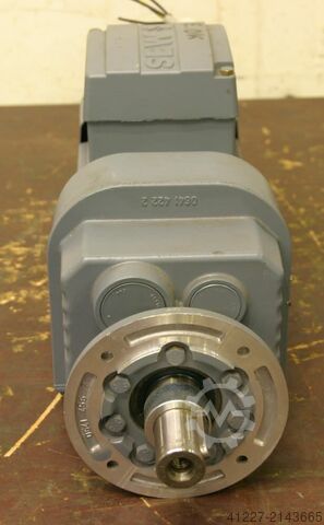 Tandwielmotor 0,25 kW 55 tpm SEW-EURODRIVE RF27 DRM/BR/Z/IS