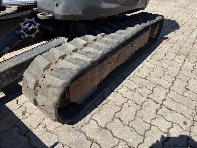 Μίνι εκσκαφέας BOBCAT E26 / 2021 BJ / 2 x Löffel / 2.187