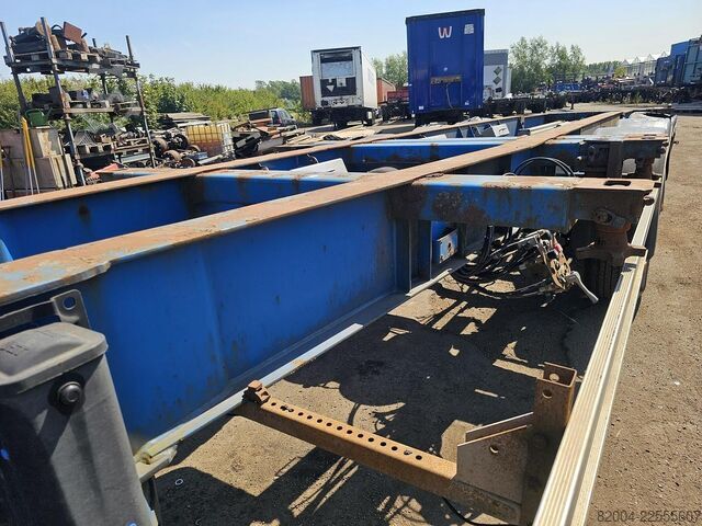 Containervervoer HRD NT CON.40 foot extendible chassis  2 x 20 foot ...