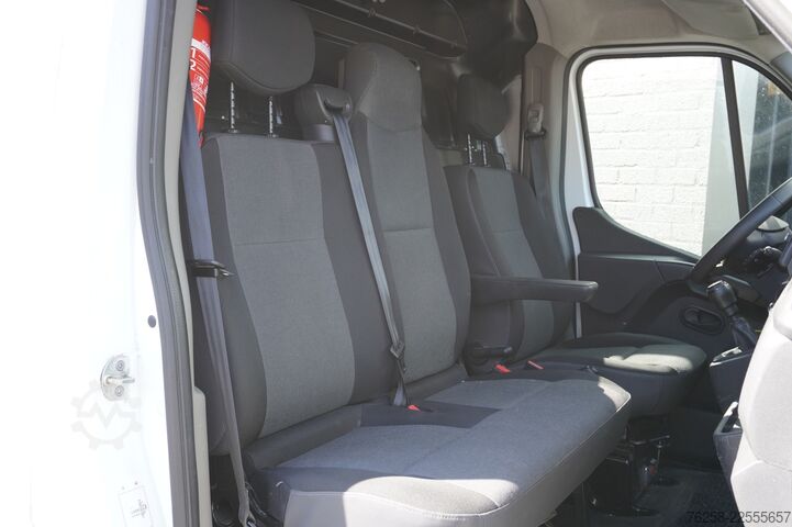 Furgon blaszak Renault Master 2.3 dCi 135PK L2H2 EURO 6 - Airco - Navi...