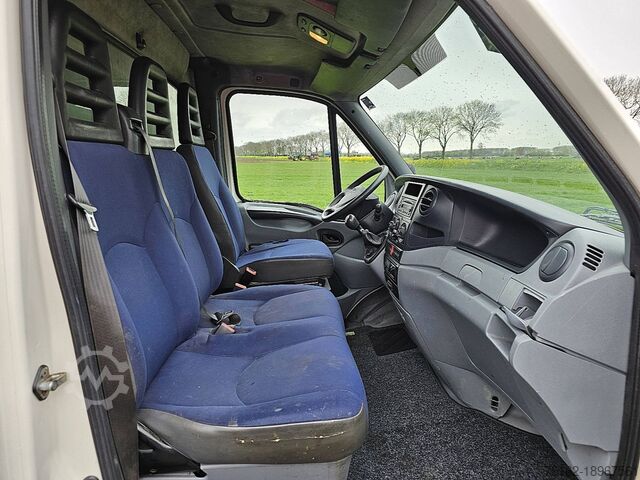Bakwagen IVECO DAILY 35S14 BE-COMBI Laadklep!