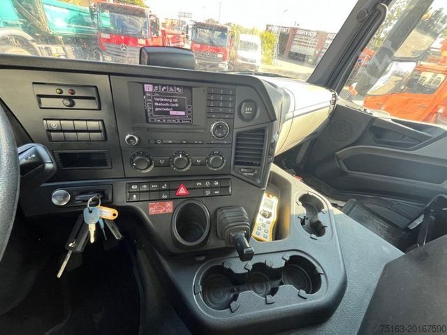 Abrollkipper MERCEDES-BENZ Antos 2543 L 6x2 Abrollkipper mit Kran Funk+Grei