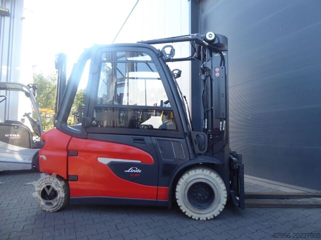 Carrello elevatore elettrico a 4 ruote Linde E35L-01