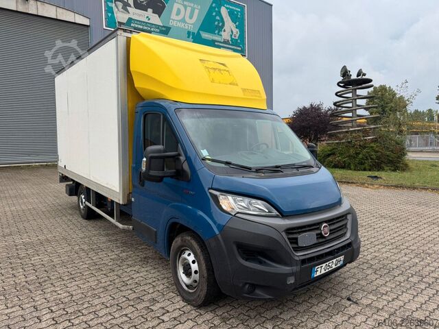 Furgoneta caja FIAT Ducato koffer mit ladebordwand