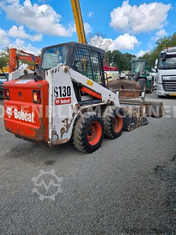 Μίνι εκσκαφέας BOBCAT S130