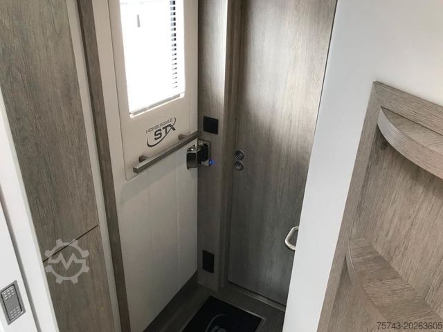 Kreaturvogn VOLVO FH 540 STX 6 Pferde Dop-POP-OUT, POP+UP NEW VOLL