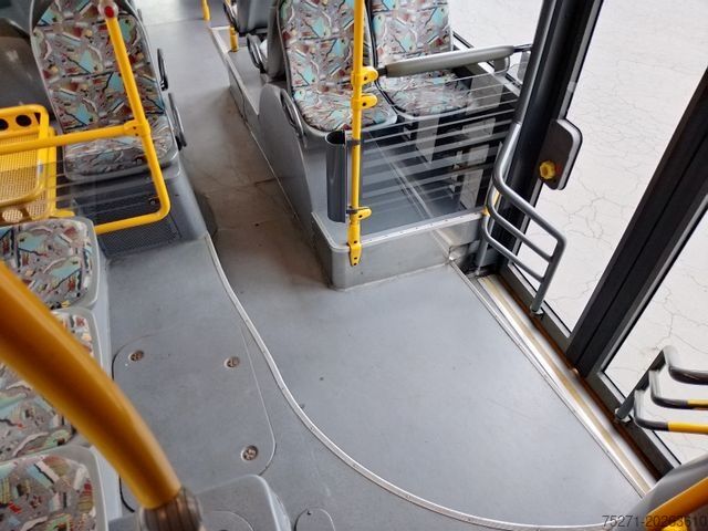 Stadsbuss MERCEDES-BENZ Citaro O 530 | 3-Türen, Klima