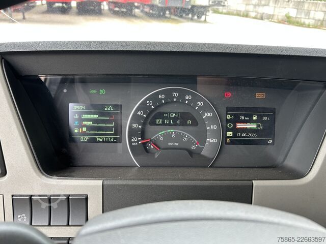 Standard-SZM Volvo FM 330 Globetrotter / 742 dkm / VEB+ / Spoilers...