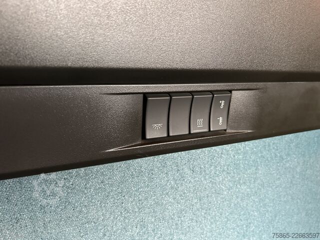 Standard-SZM Volvo FM 330 Globetrotter / 742 dkm / VEB+ / Spoilers...