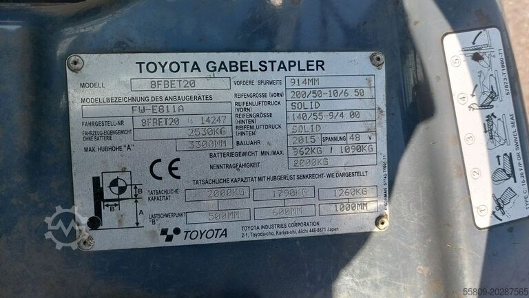Elektryczny wózek widłowy 3 kołowy Toyota 8FBET20 // Duplex // 3. Ventil // Elektro