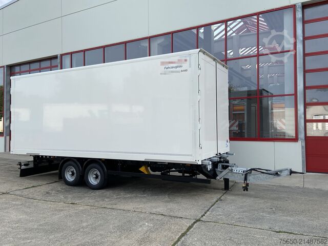 Skåpsläp Möslein TKO 105 D 7m weiß  Tandem- Koffer, Durchladbar, -- Neufahrzeug --