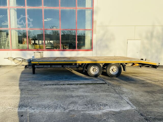 Lågbyggd trailer Möslein TTS 11 Schwebheim  Tandemtieflader